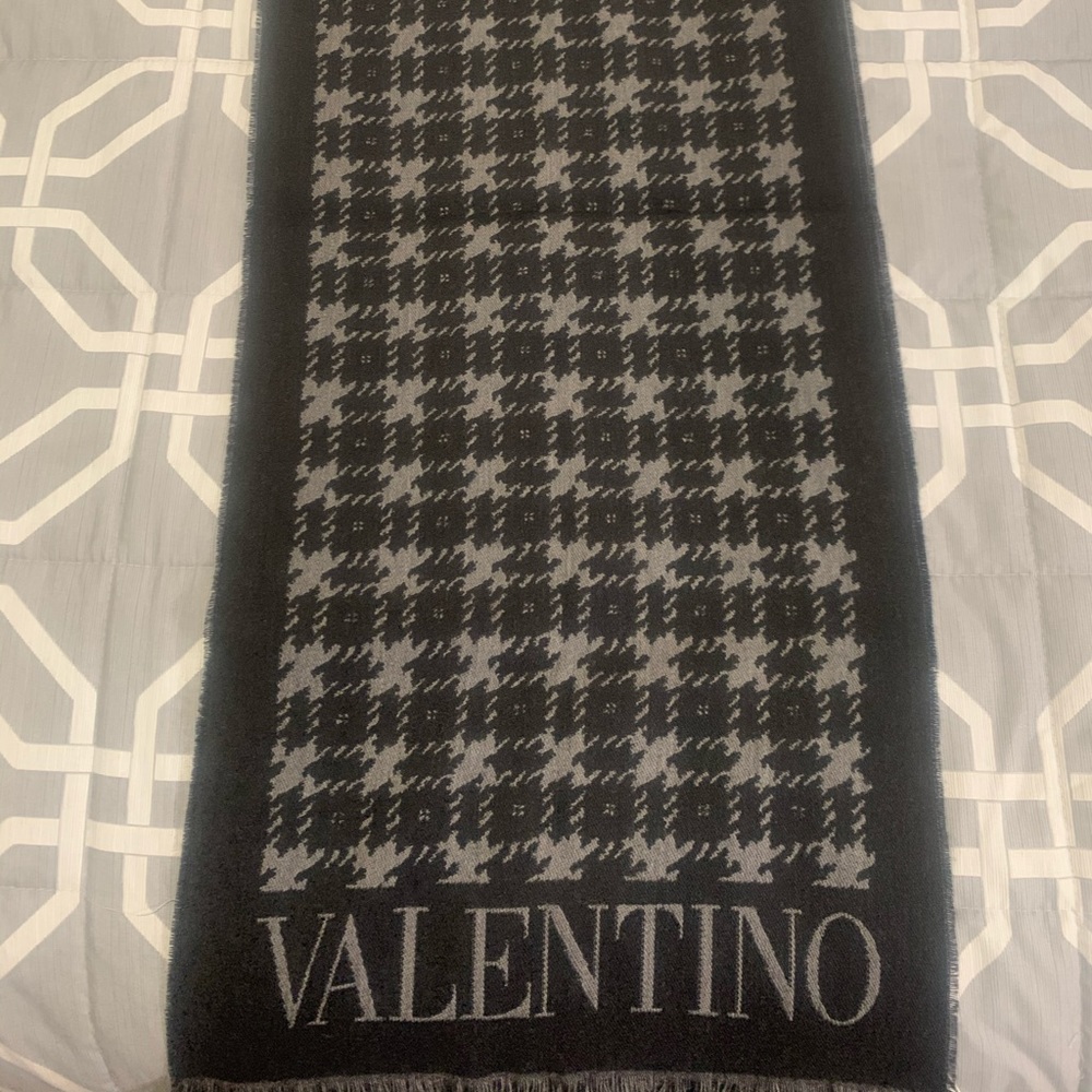VALENTINO MEN’S SCARF